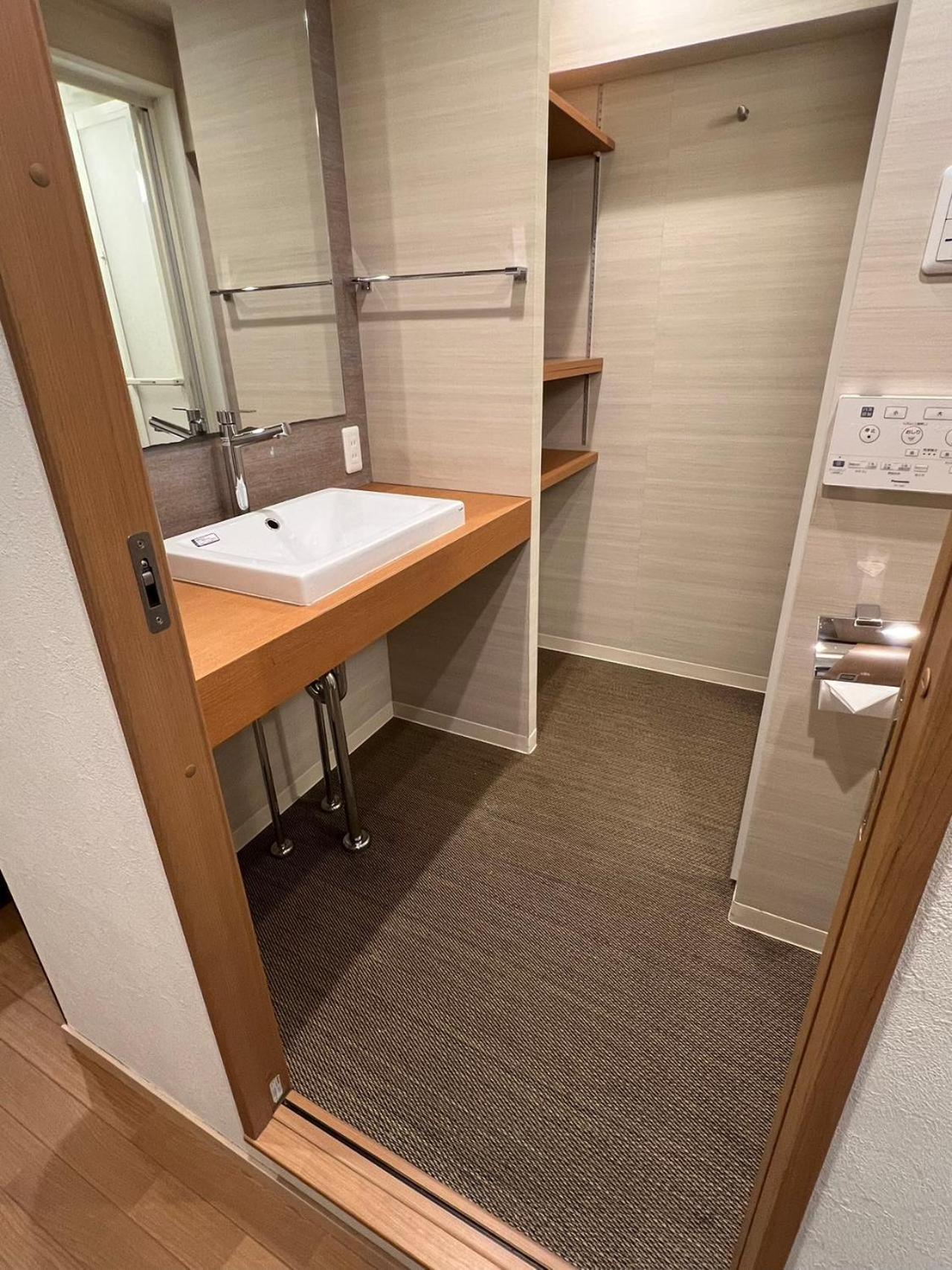 東岸hotel ホームステイ 大阪市